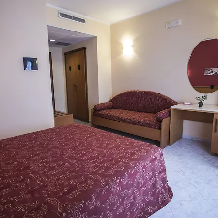 Hotel Miramare Varcaturo